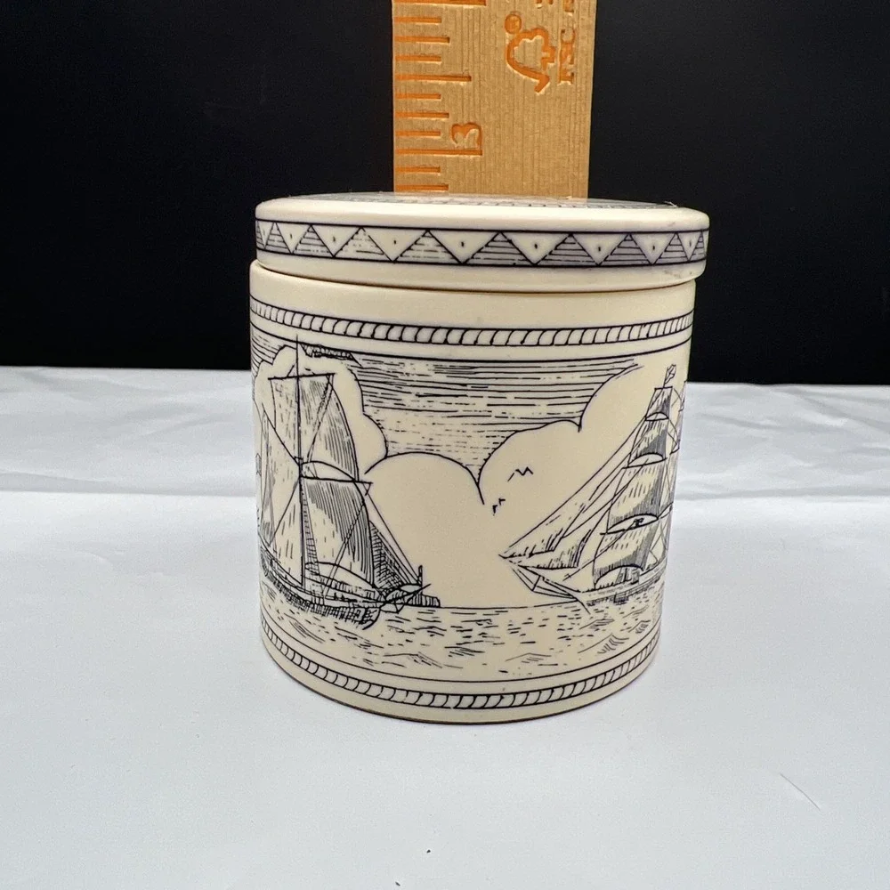 Vtg Comoy's of London Round Faux Scrimshaw Trinket Box Nautical Sailing Ship Lid